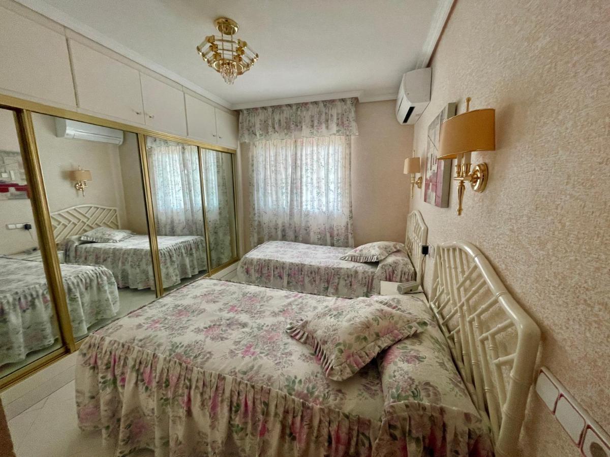 Apartamento Turistico La Pinta Planta 18 Benidorm Exterior foto